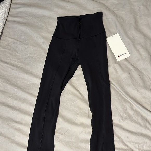 Lululemon Align HR Zip-Front Pant 25” - Picture 3 of 8